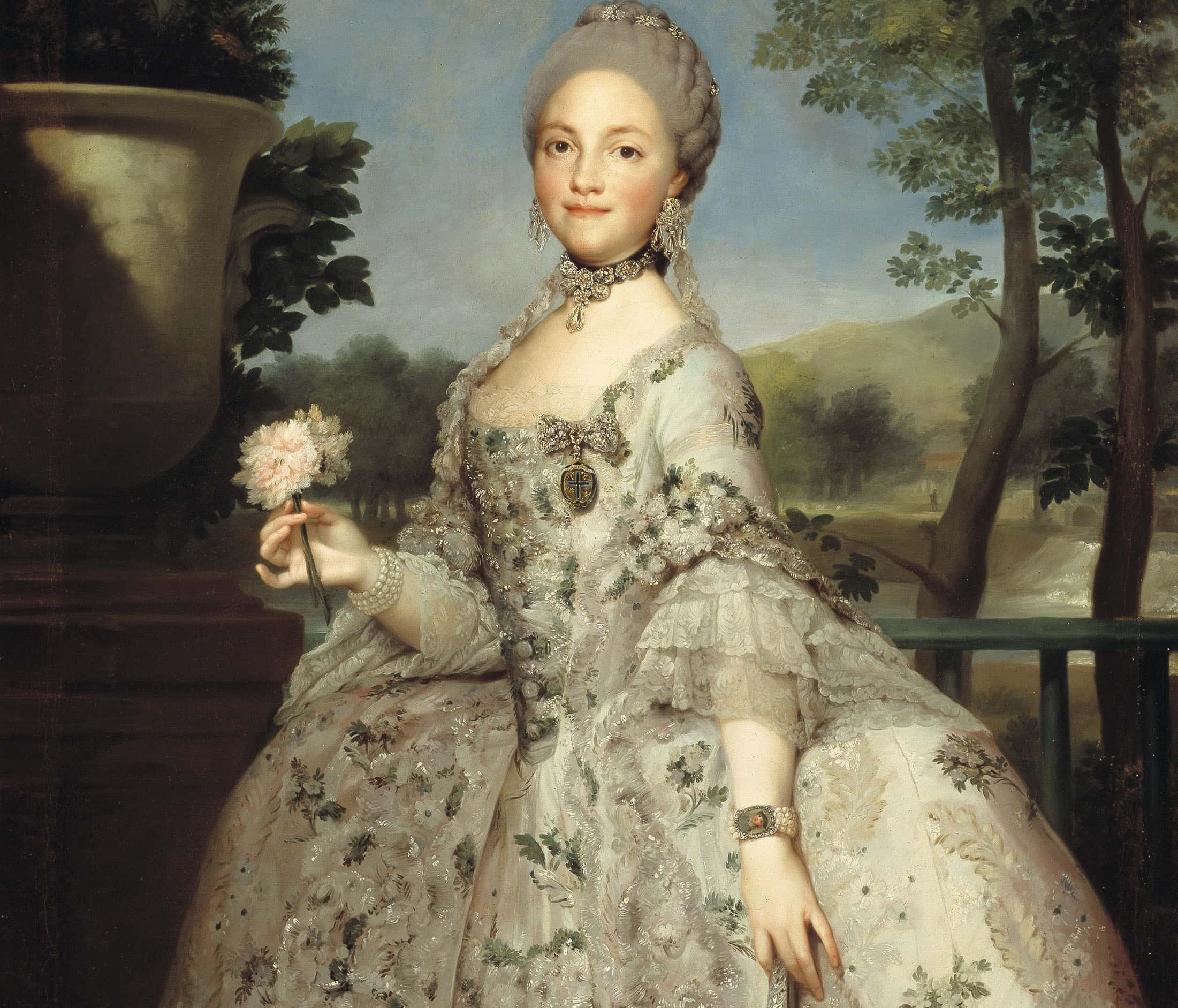 María Isabella facts