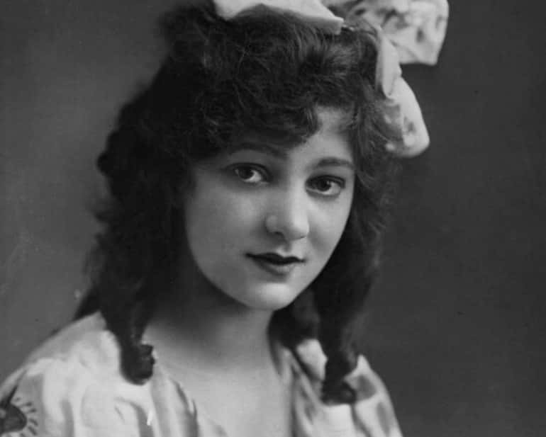 Gertrude Lawrence Facts