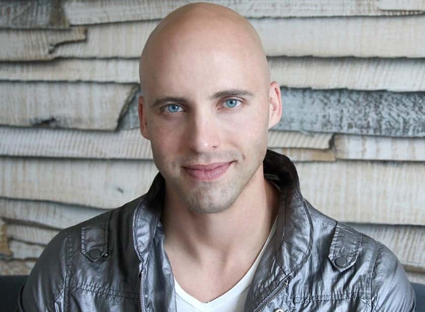 Modern-Day Swindlers Facts