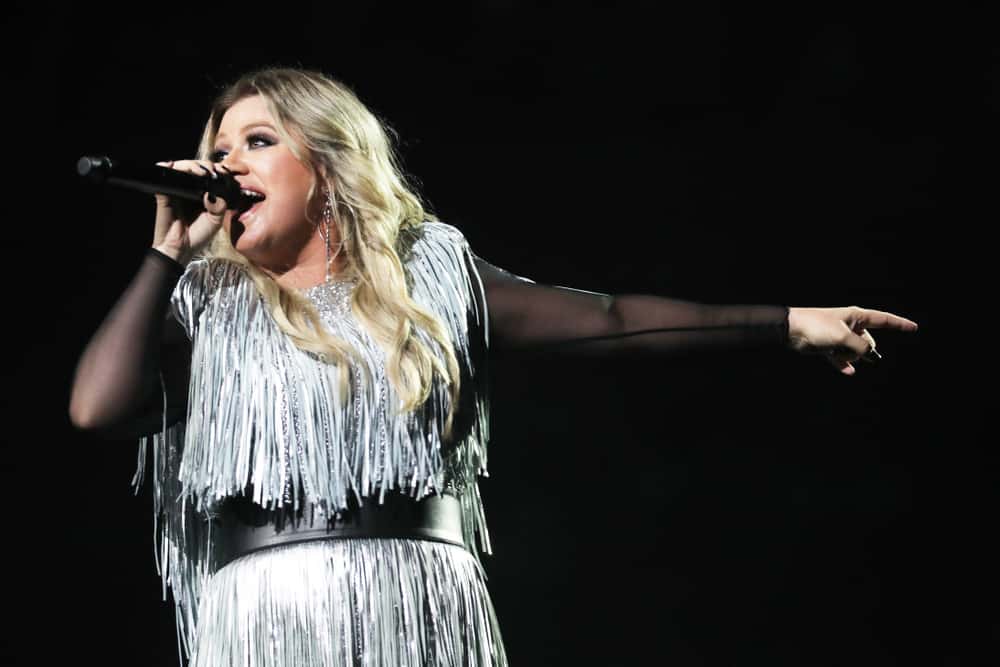 Kelly Clarkson Facts