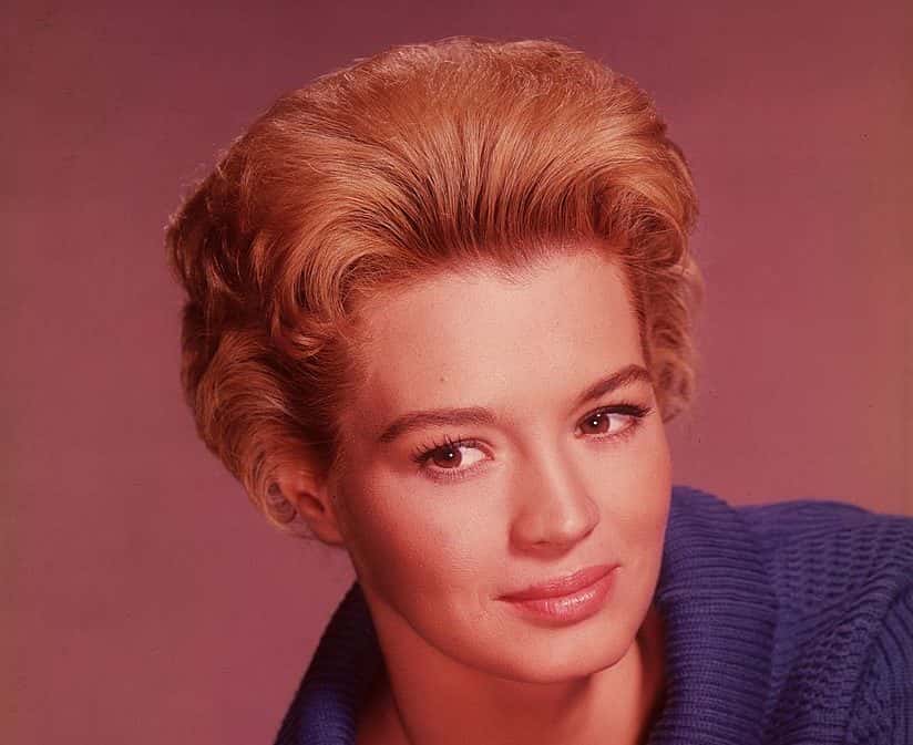 Angie Dickinson Facts