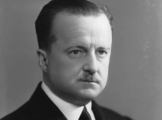 Daisy Fellowes Facts