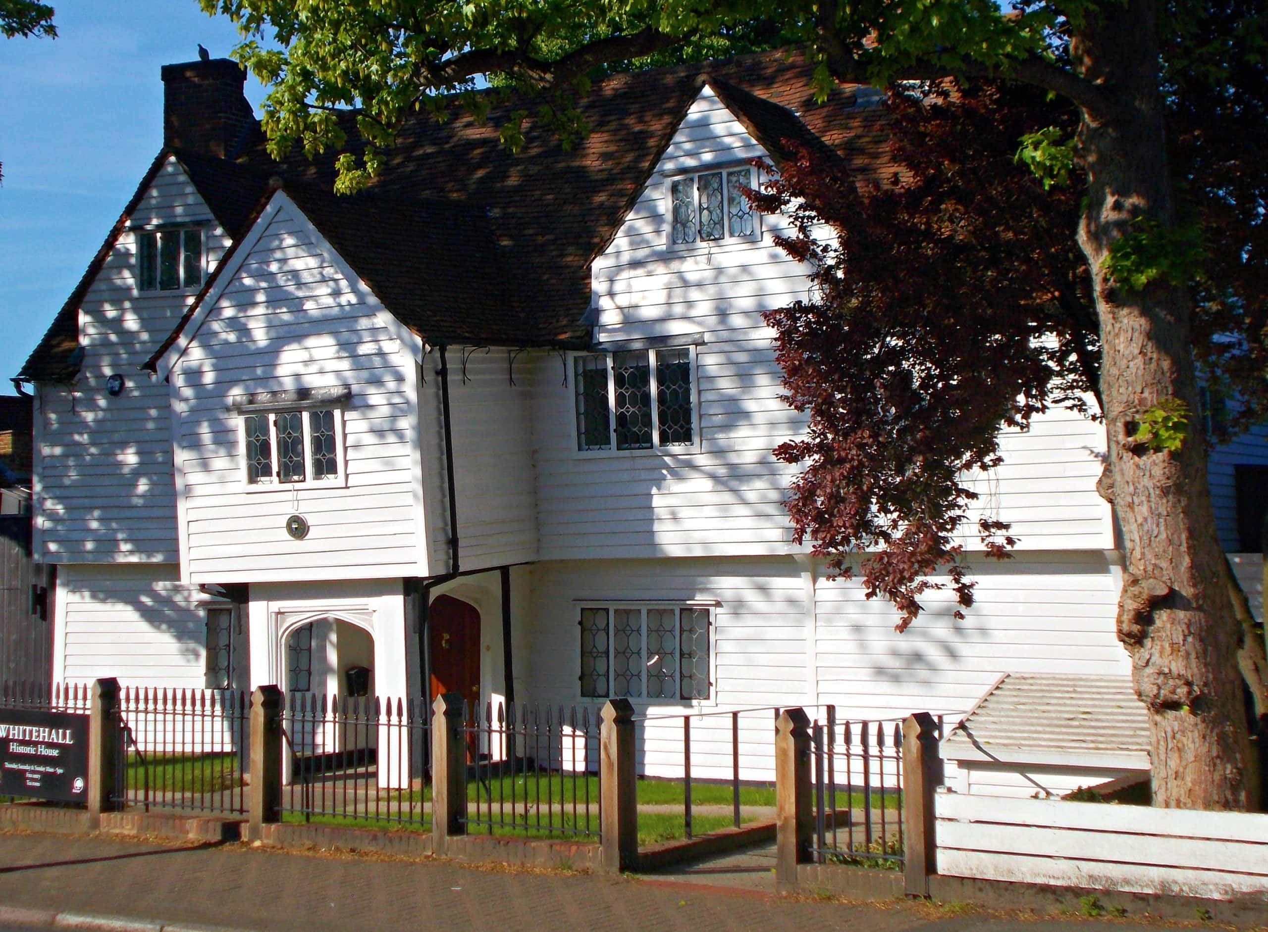 Diana Russell Duchess of Bedford Facts