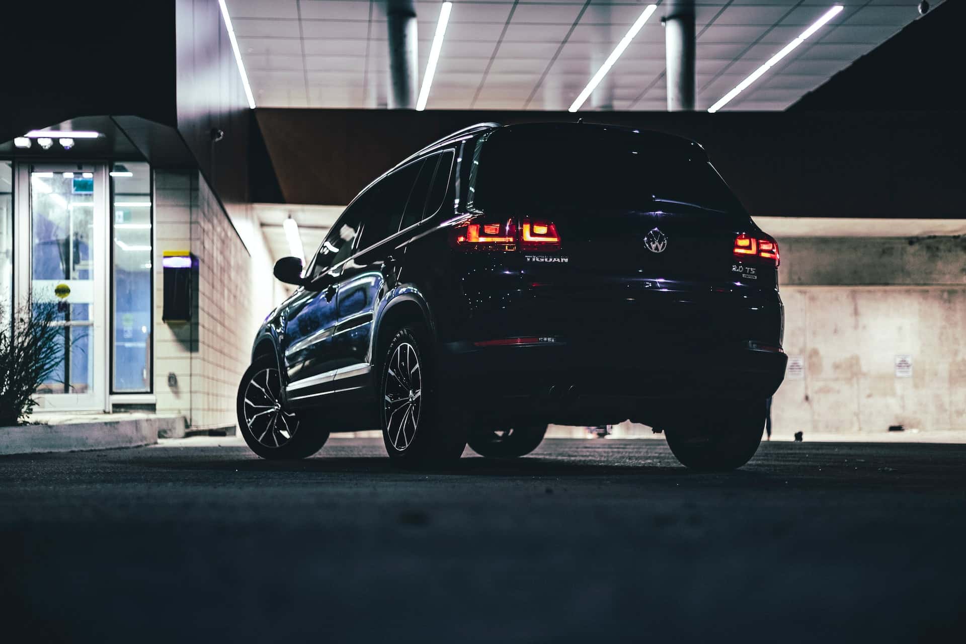 Chilling Night Shift Encounters