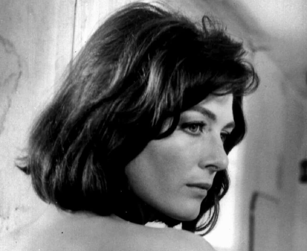 Timothy Dalton Facts