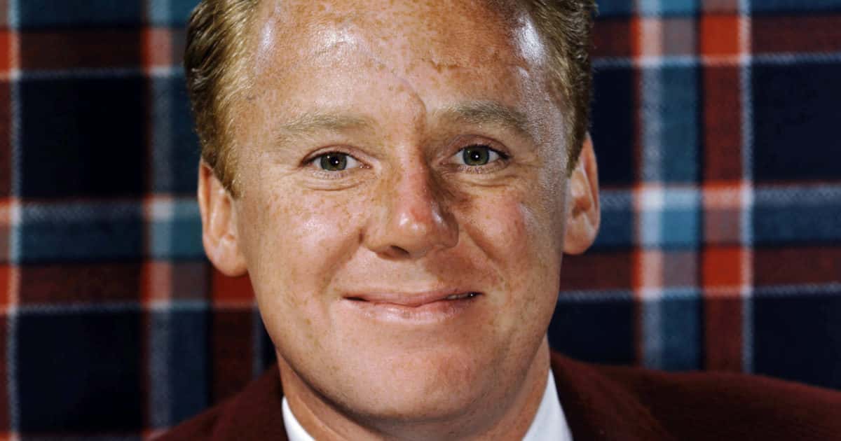 Shimmering Facts About Van Johnson, MGM’s Golden Boy - Factinate