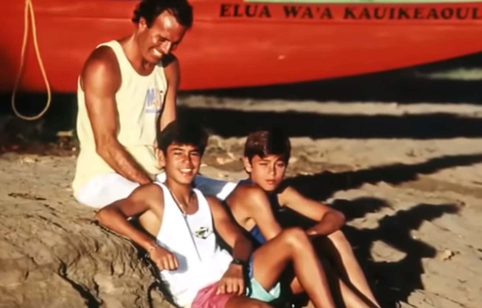 Julio Iglesias Facts