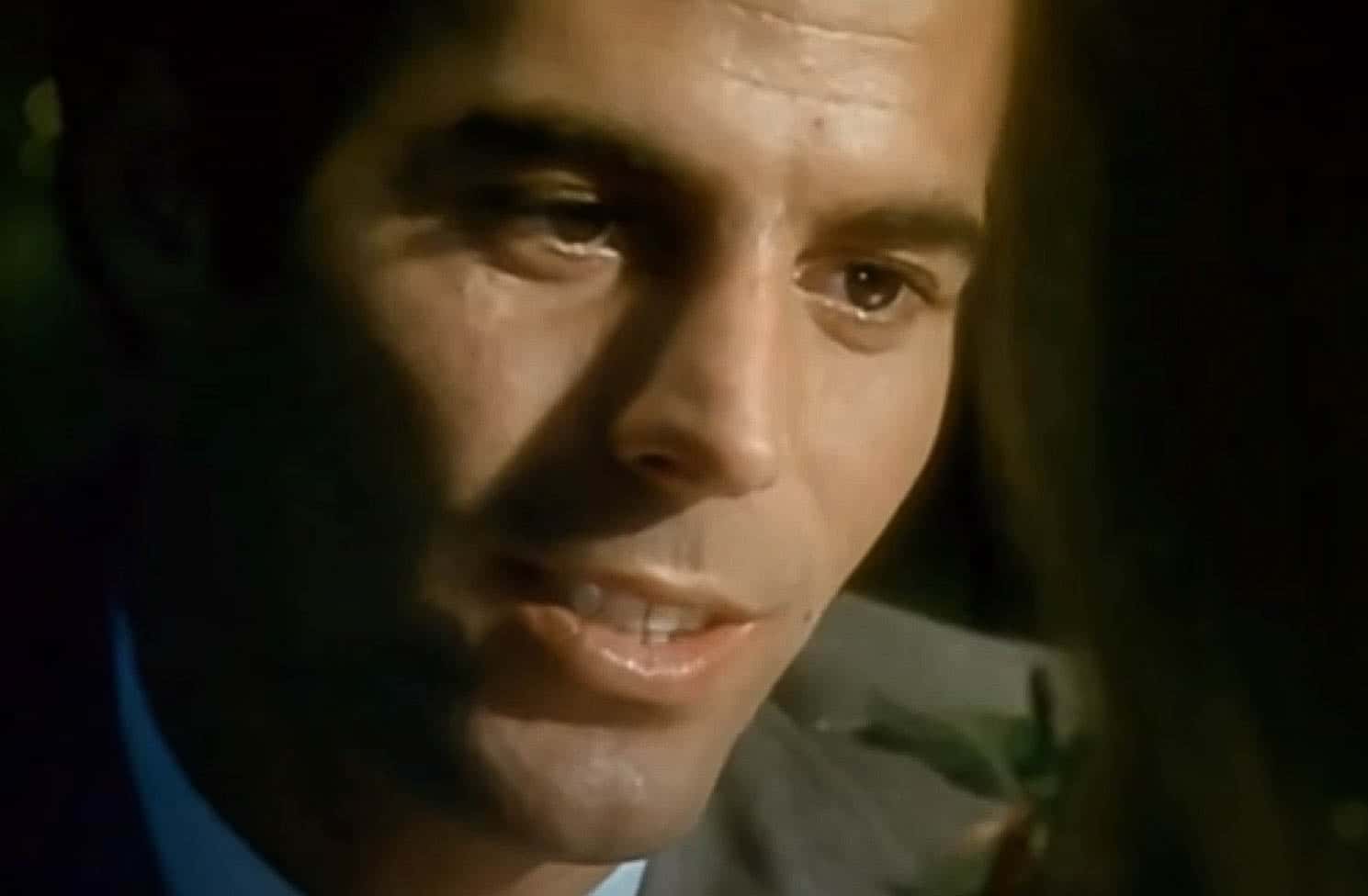 Julio Iglesias Facts