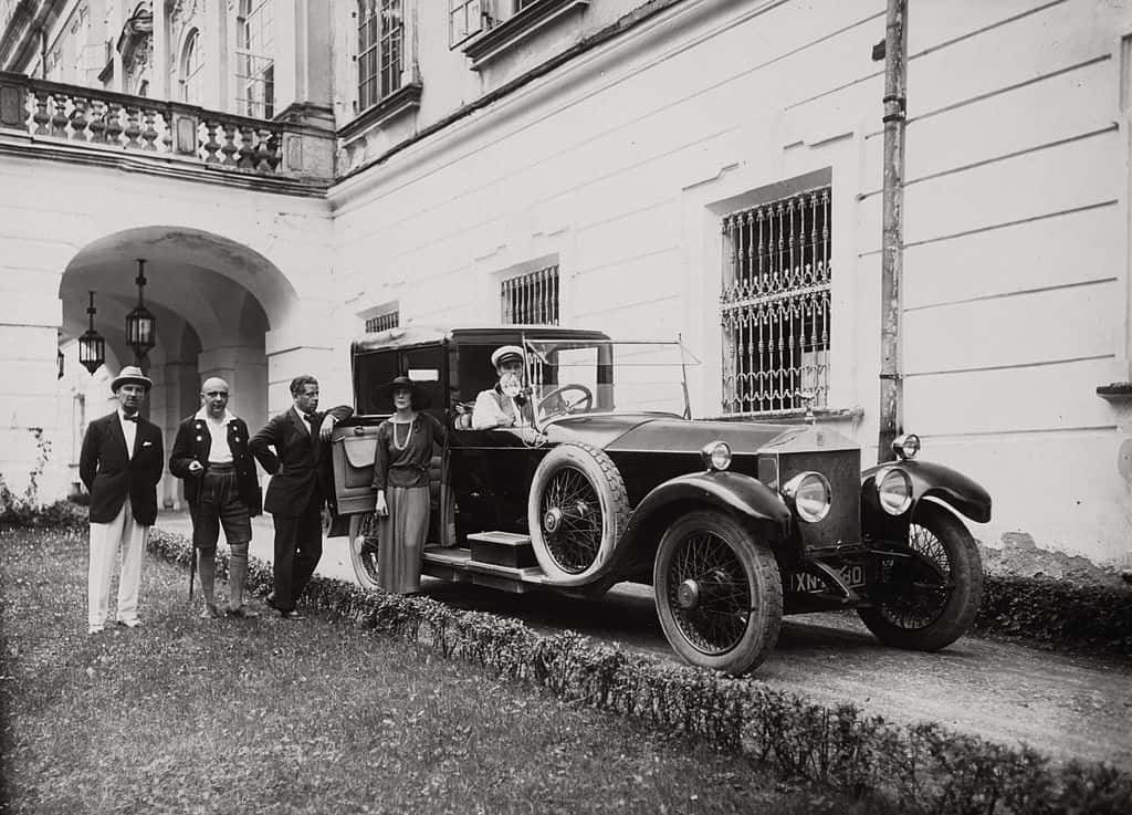 Lady Diana Manners facts