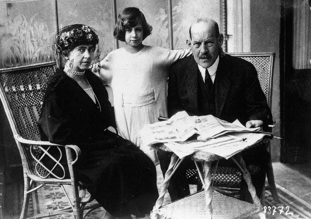 Alexander Of Greece facts