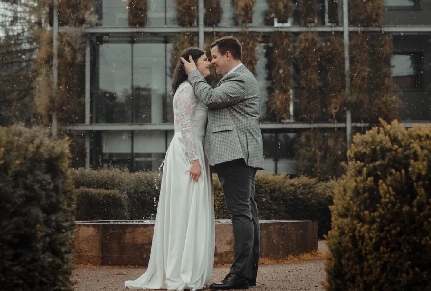 The Worst Weddings Ever