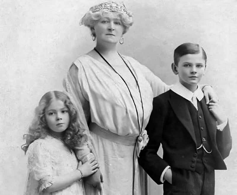 Daisy Greville facts