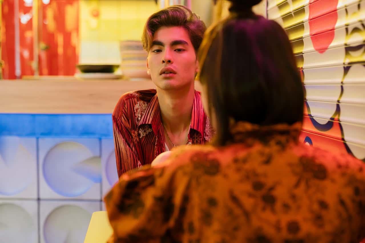 These First Date Red Flags Will Have You Swiping Left