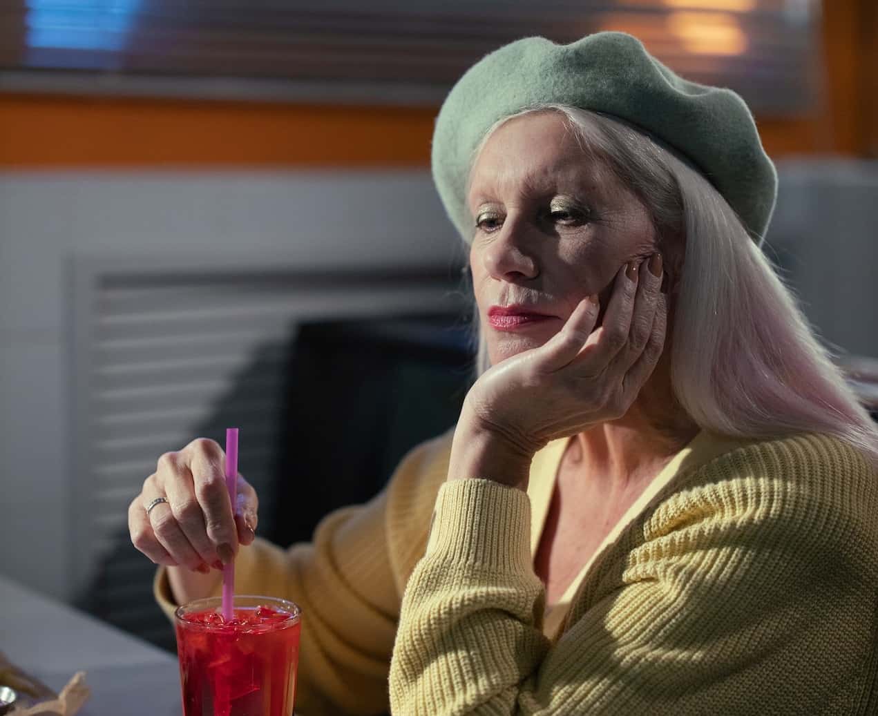 These First Date Red Flags Will Have You Swiping Left