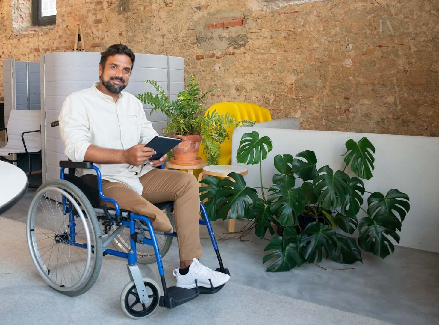 These First Date Red Flags Will Have You Swiping Left