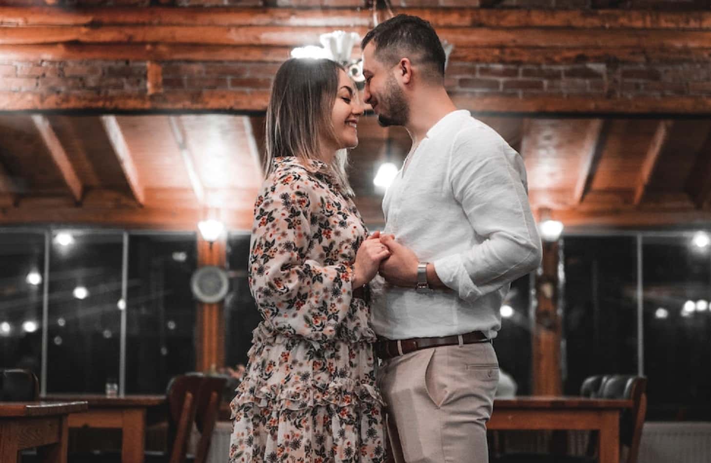 These First Date Red Flags Will Have You Swiping Left