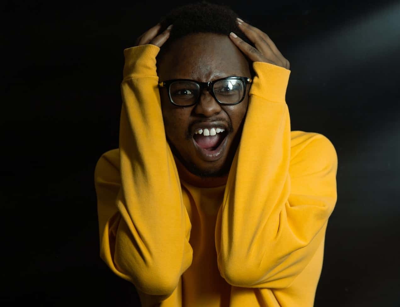 These First Date Red Flags Will Have You Swiping Left