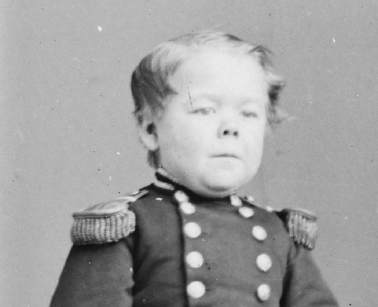 The Real Tom Thumb Led A Messed-Up Life