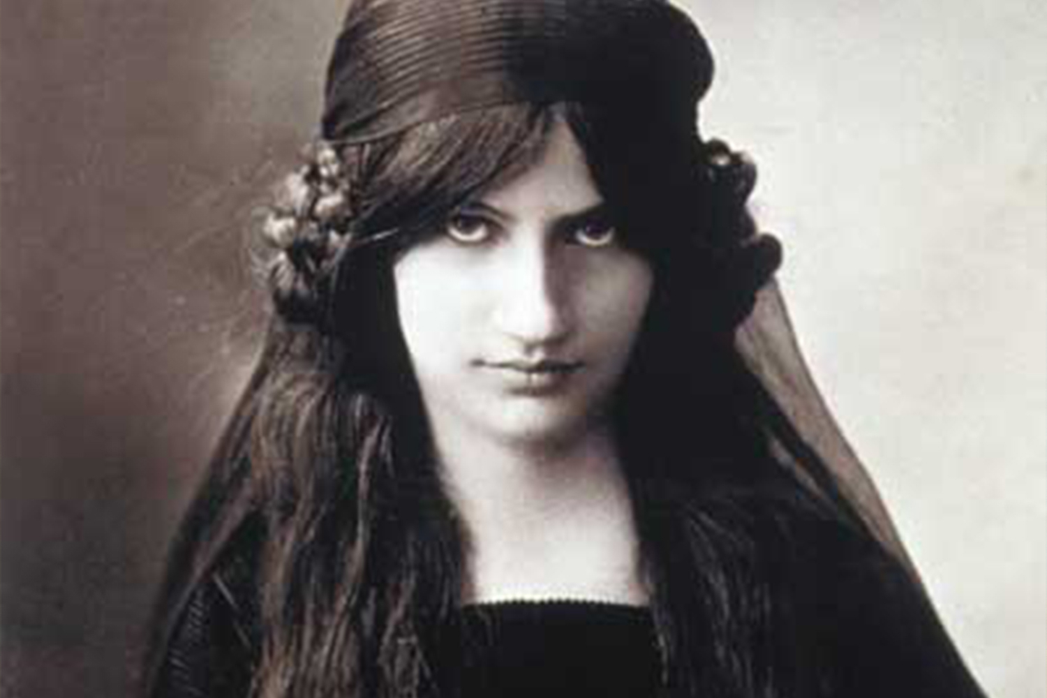 The Twisted Story Of Modigliani And His Muse