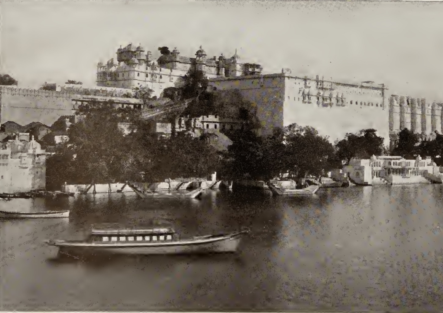 Richard Halliburton Facts