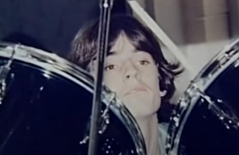 A screenshot of the movie The Rise & Rise of Mötley Crüe