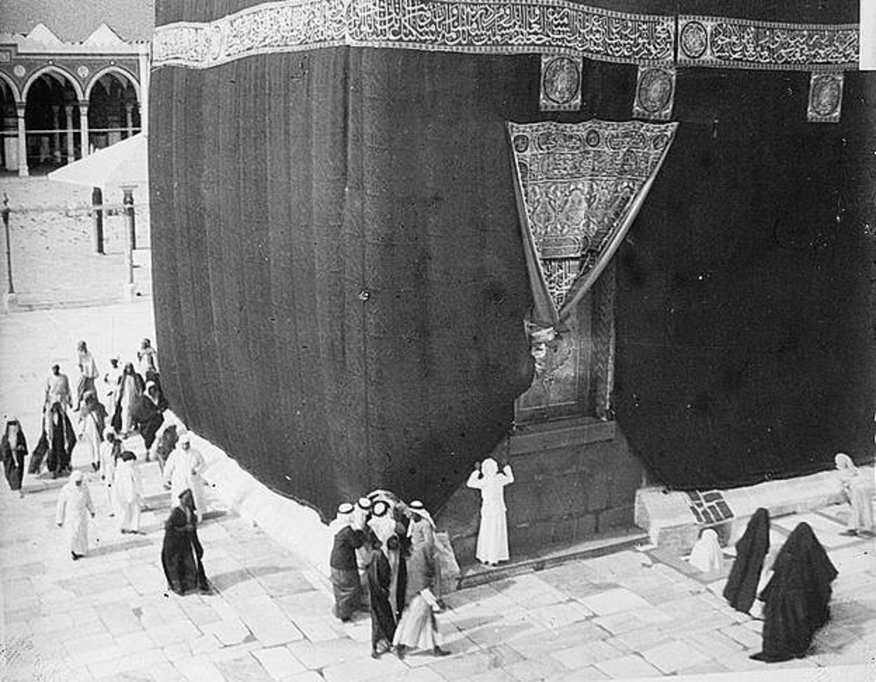 Richard Halliburton Facts