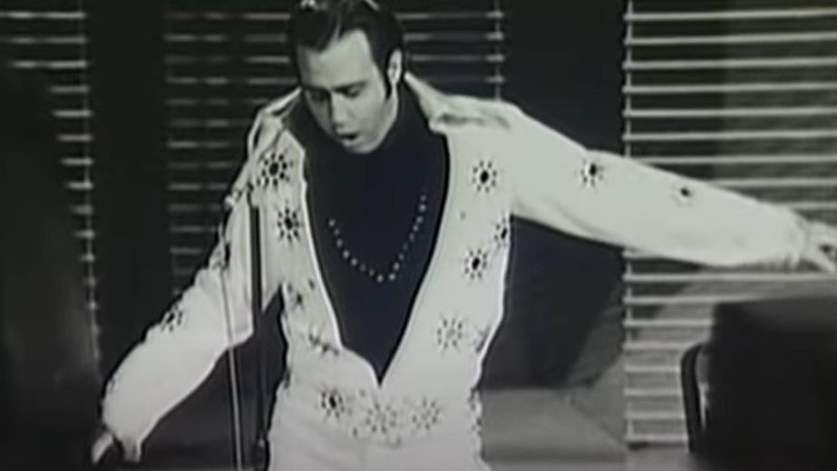 In-Your-Face Facts About Andy Kaufman, The Anti-Comedian - Factinate