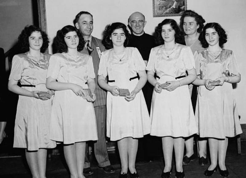 Dionne quintuplets facts
