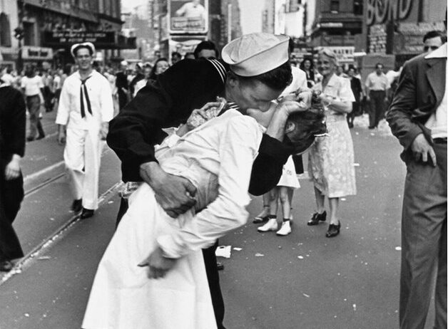 V-J Day In Times Square