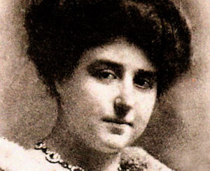 Caroline Lacroix Facts