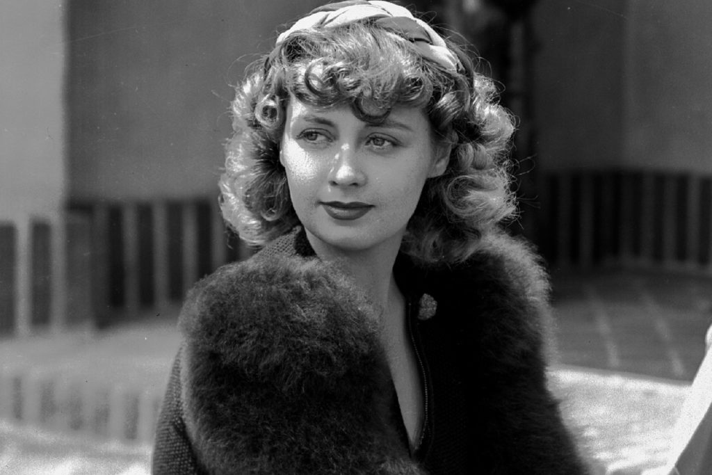 Joan Blondell Kept The Darkest Secret