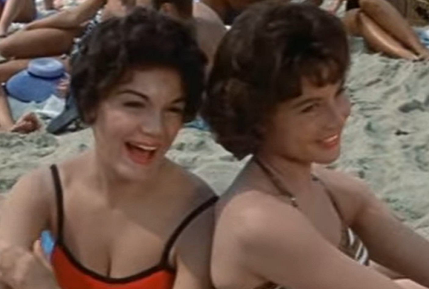 Screenshot - Connie Francis on the beach - from Follow the boys (1963)