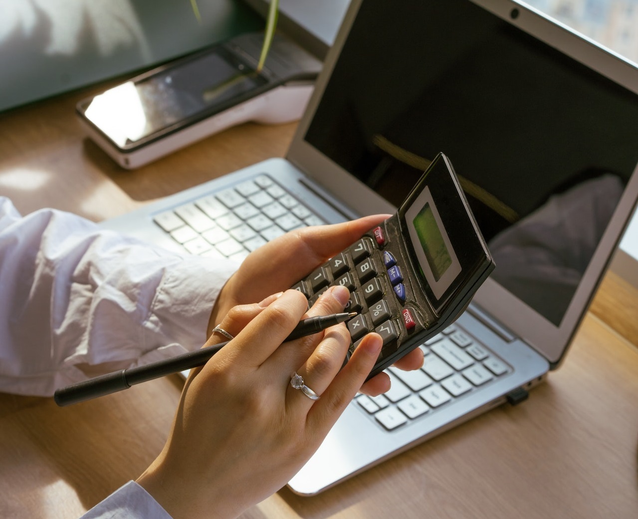 Never Argue With An Idiot