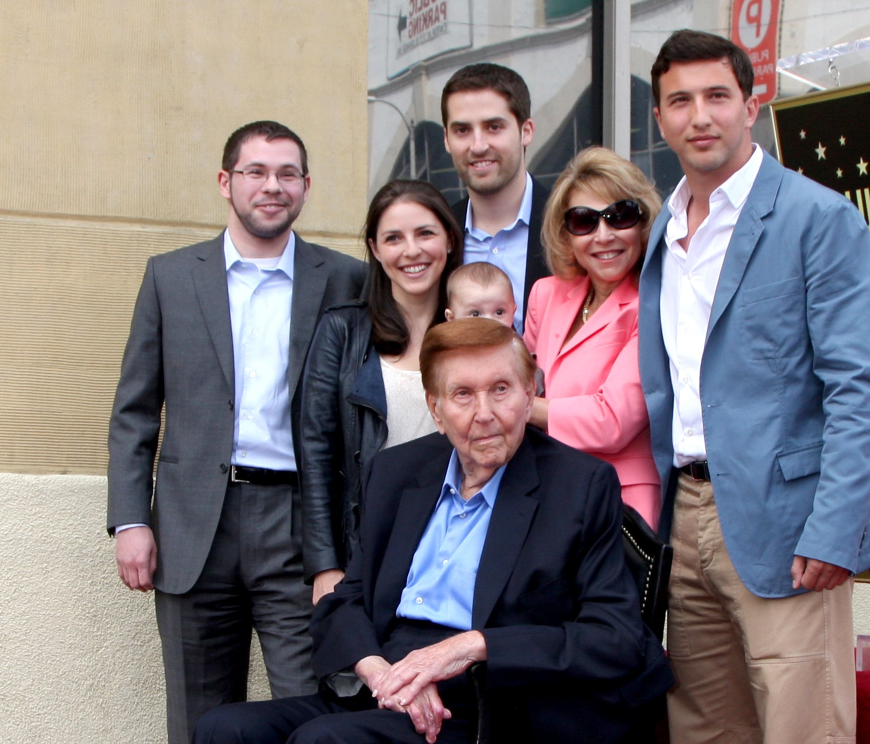 Sumner Redstone Facts