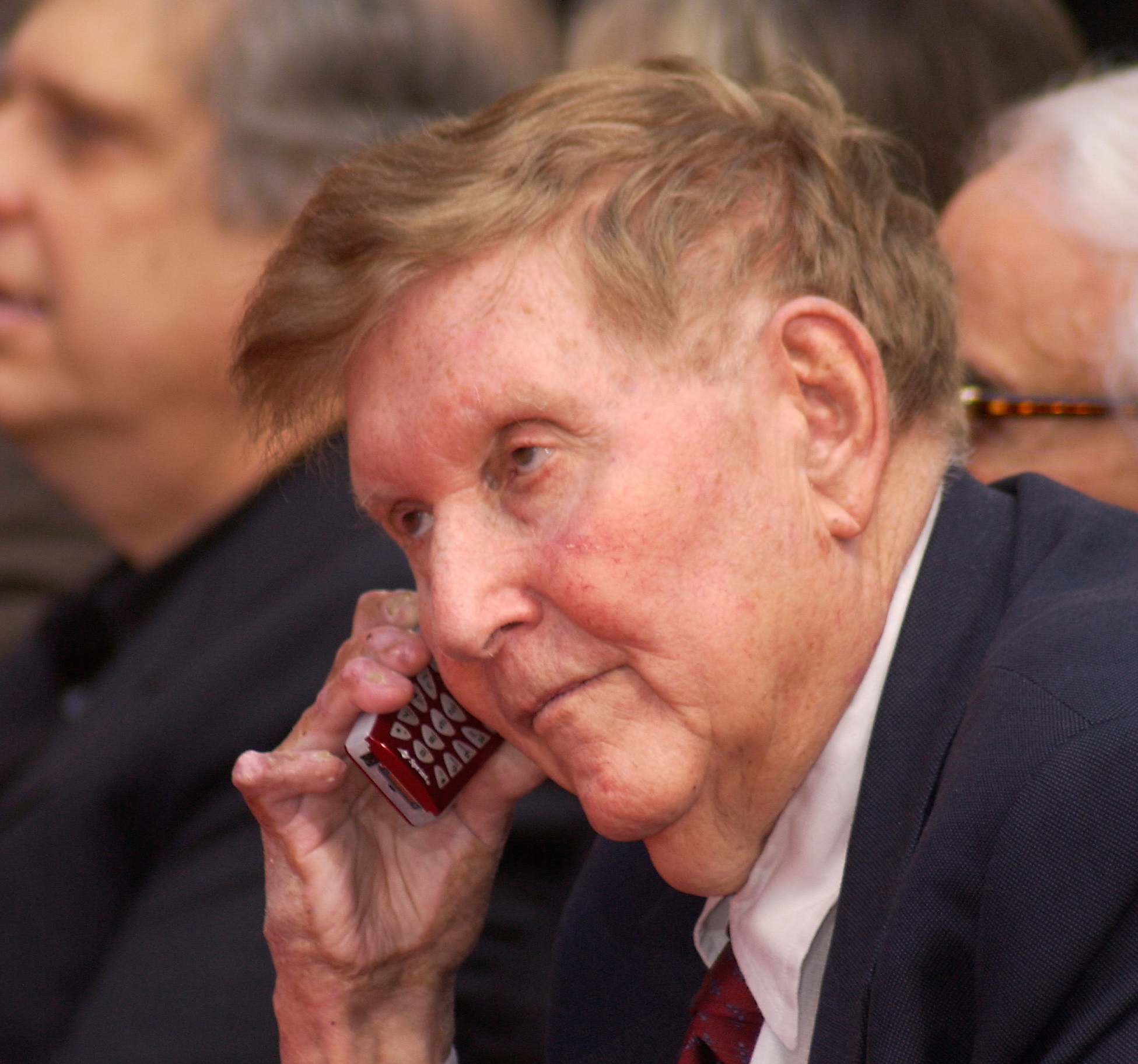 Sumner Redstone Facts