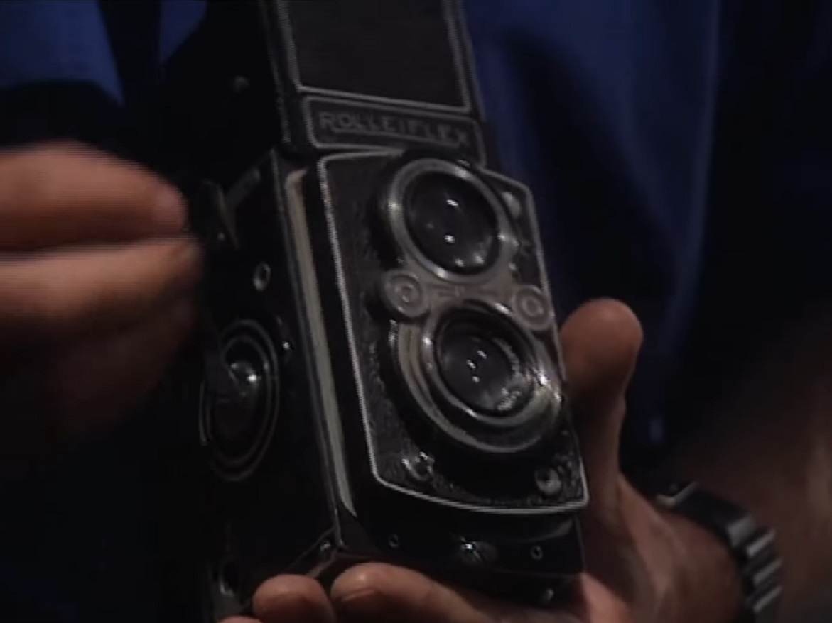 Screenshot: B&W Lee Miller' analogue camera - from Lee Miller: Through the Mirror (1955)
