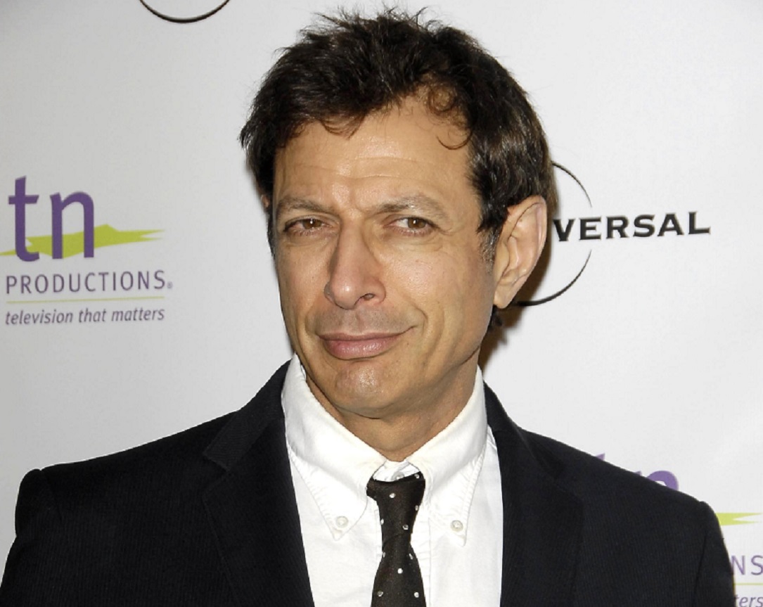 Jeff Goldblum wearing black suit is looking at side - 2008