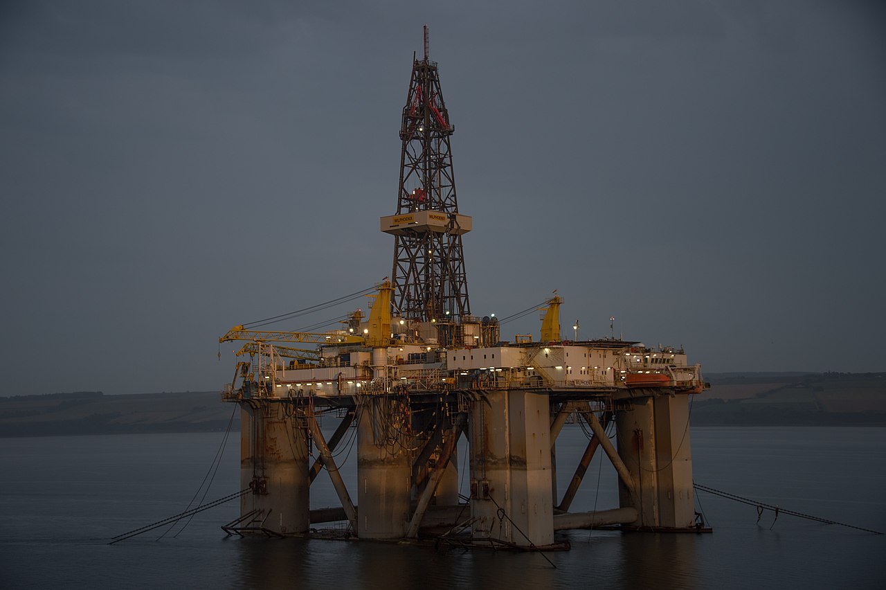 Drilling rig waiting to be refurbished - 2022