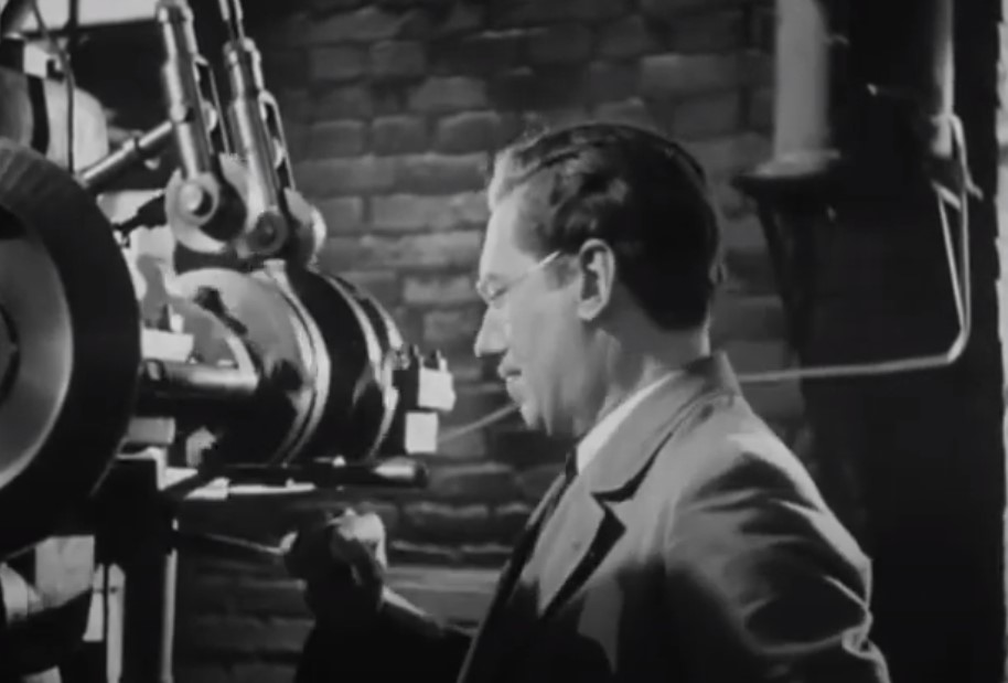 Willy Birgel  as diesel in movie in suit