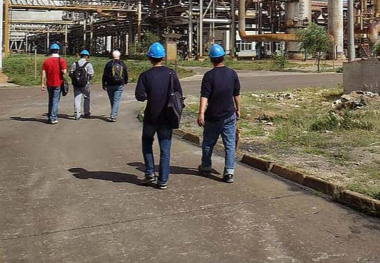 Quit On The Spot facts