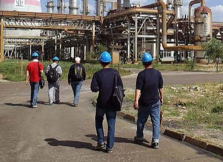 Quit On The Spot facts