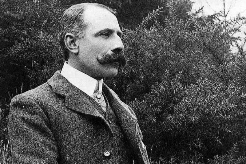 Edward Elgar looking right