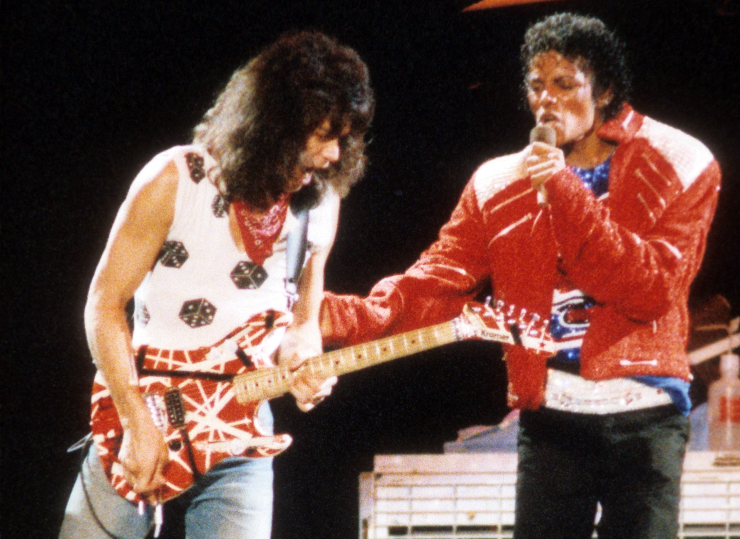 Guitarist Van Halen Joins Pop Star Jackson To Perform 'Beat It'