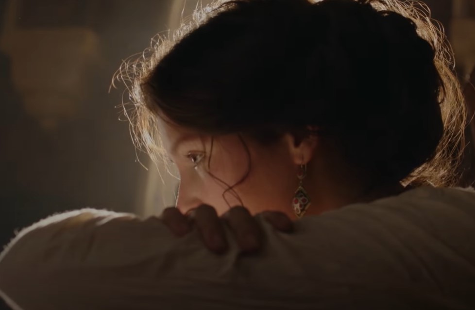 Mariya Andreeva as Sophia Palaiologina in white