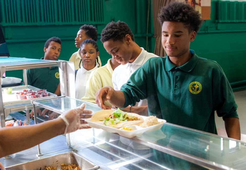 food-services-cafeteria-lunch-program-1537388932519.jpg