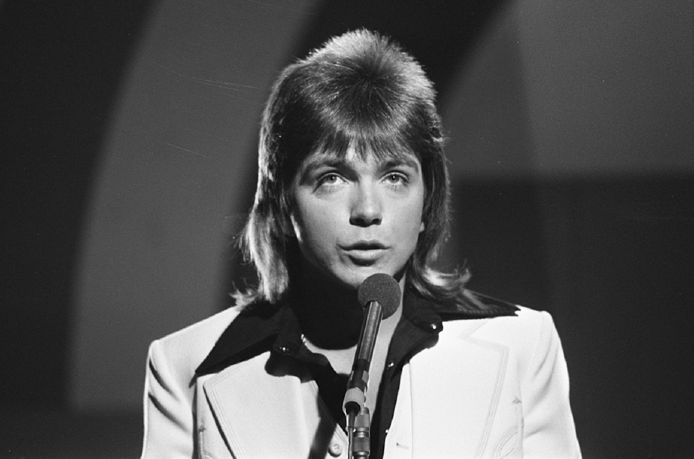 David Cassidy is performing live on stage - 1975