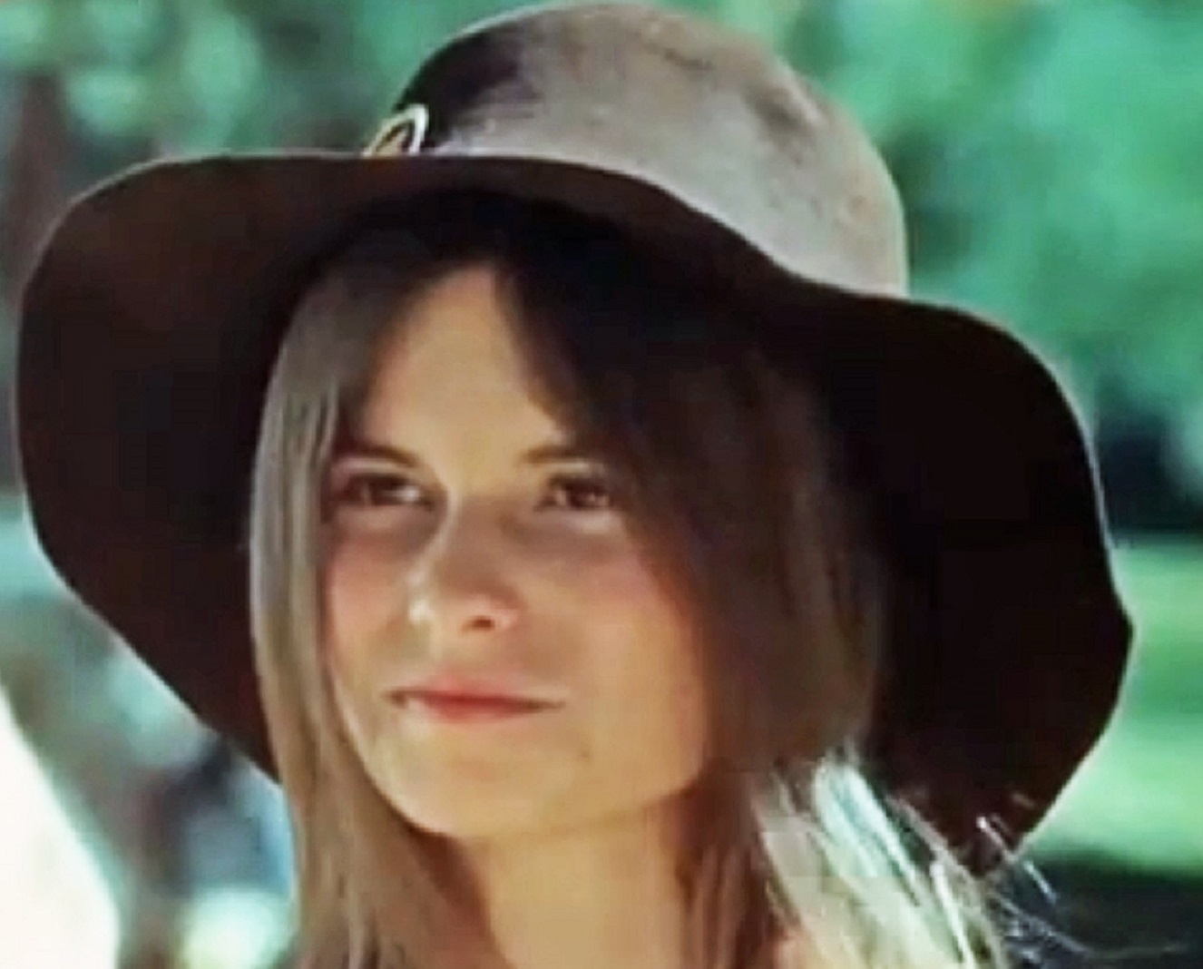 Kay Lenz in Trailer for