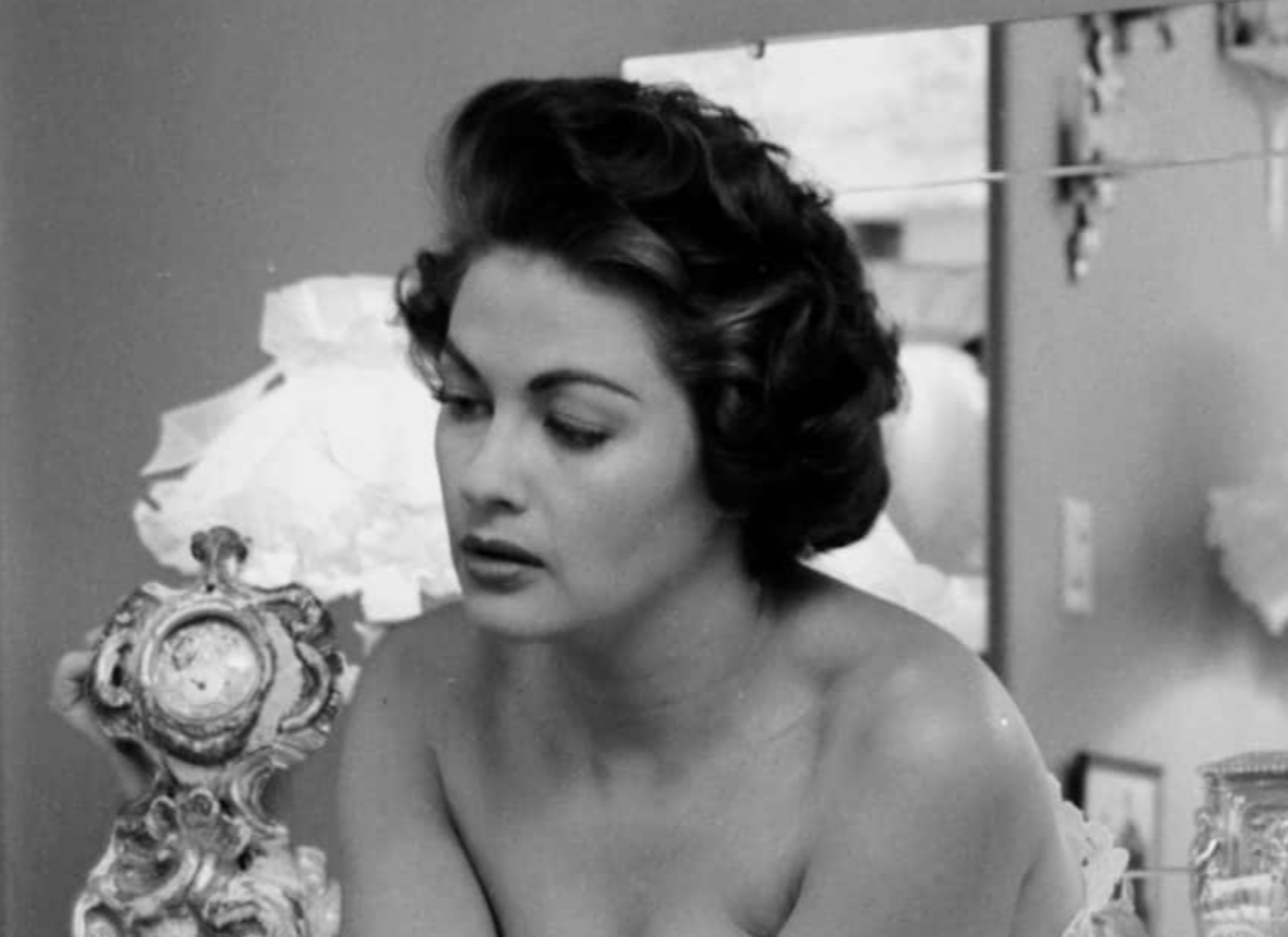 Yvonne De Carlo Facts