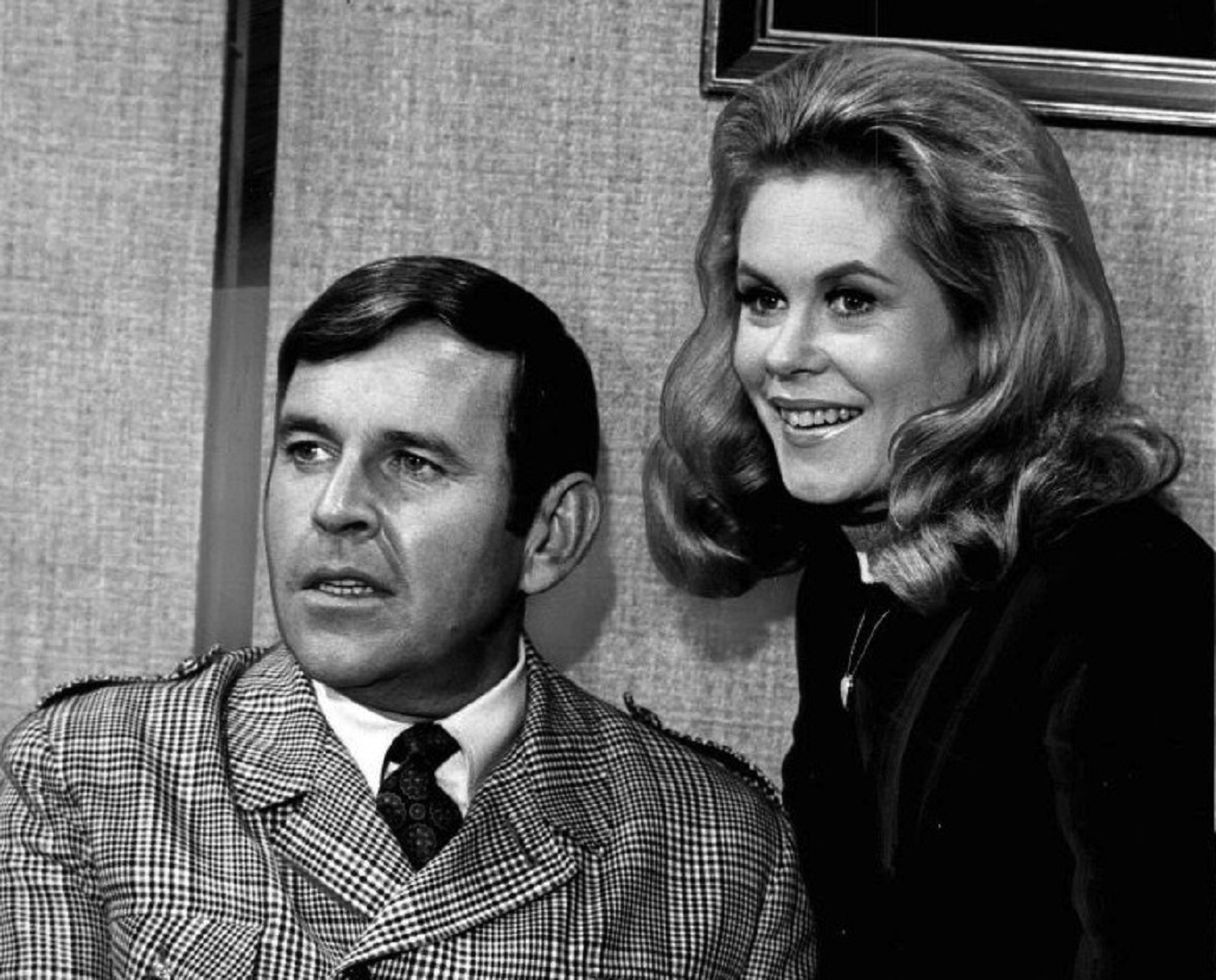 Bewitched Paul Lynde Elizabeth Montgomery - 1968