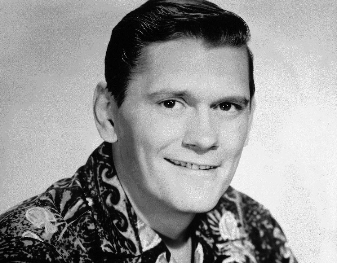 B&W portrait of Dick York in 1965